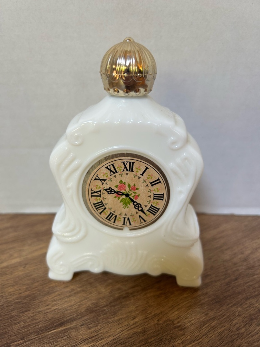 VTG 1970’s Avon White Milk Glass Clock “Unforgettable Foaming Bath Oil” Ornate